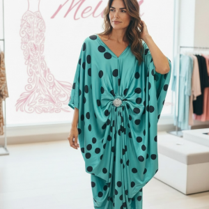 vestido elegante lunares